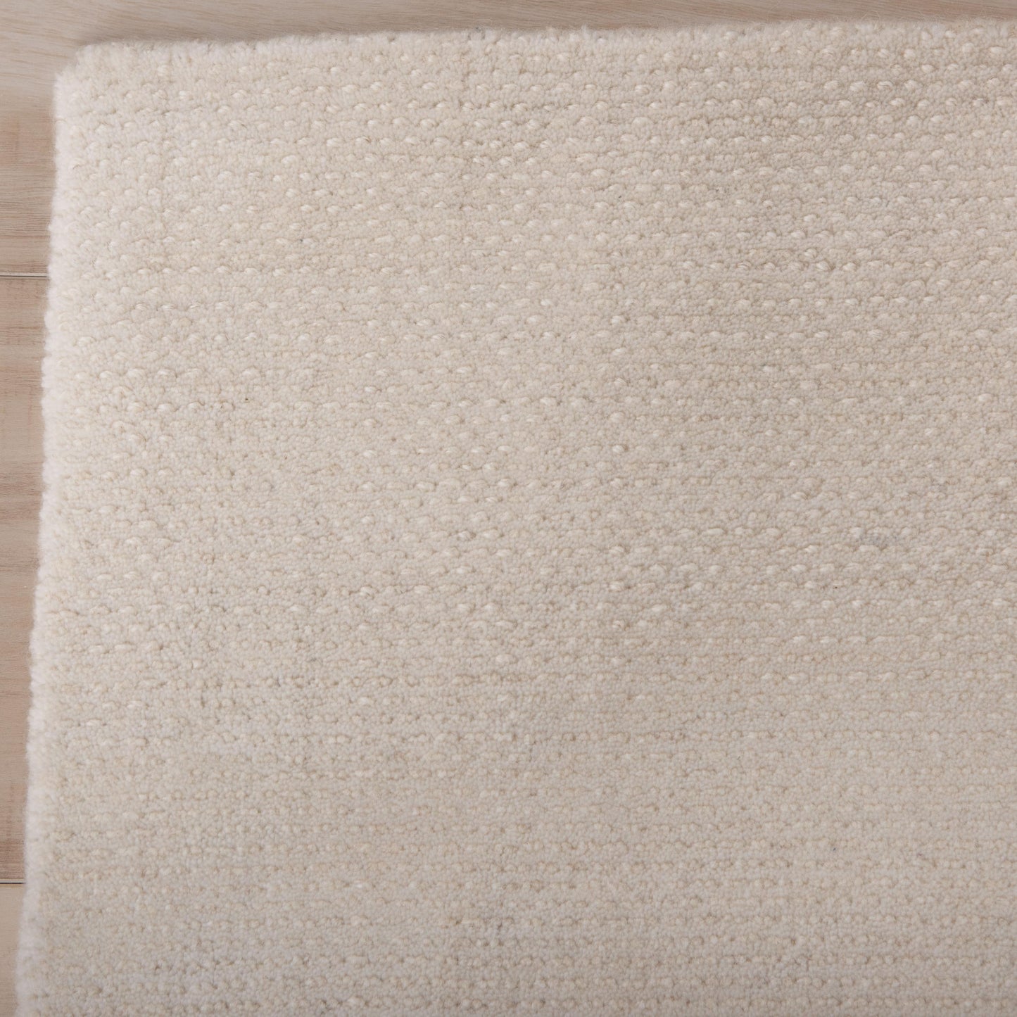 Rumi RMI678 Ivory Hand Loomed Rug - Rizzy