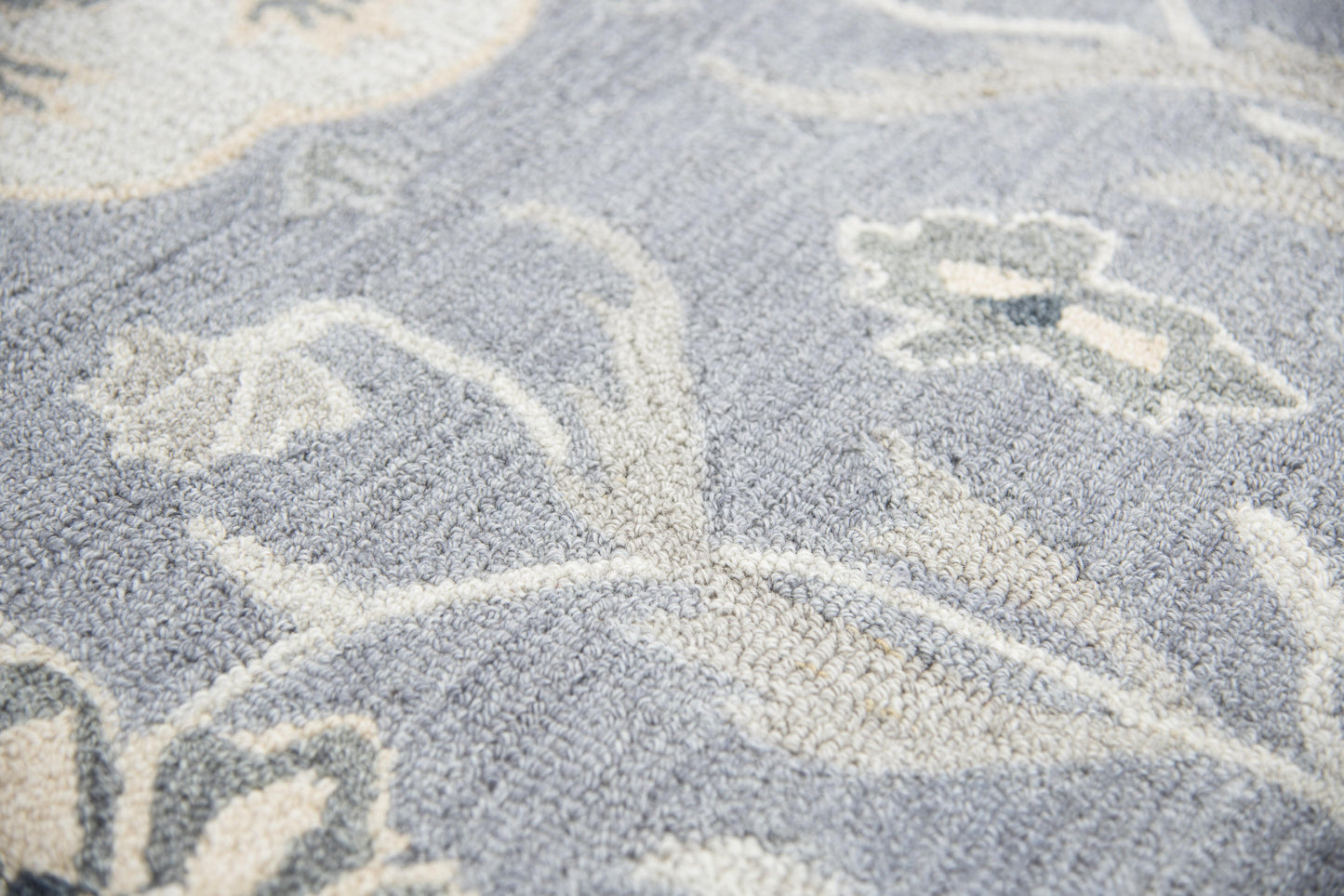 Resonant RS915A Gray Hand-Tufted Rug - Rizzy