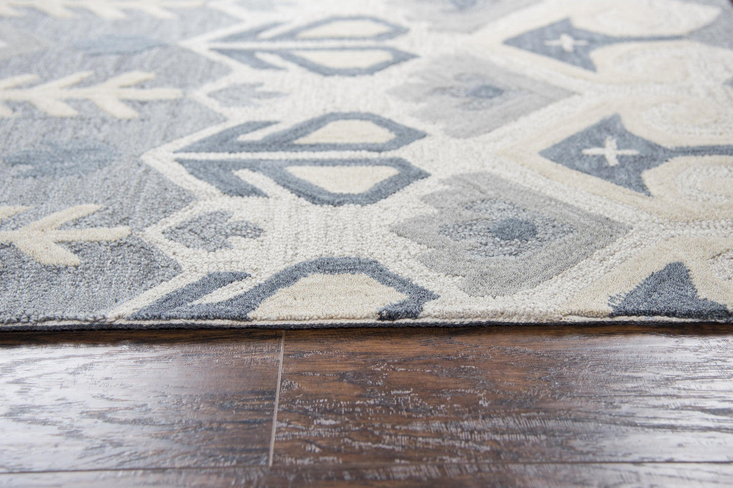 Resonant RS919A Natural  Hand-Tufted Rug - Rizzy