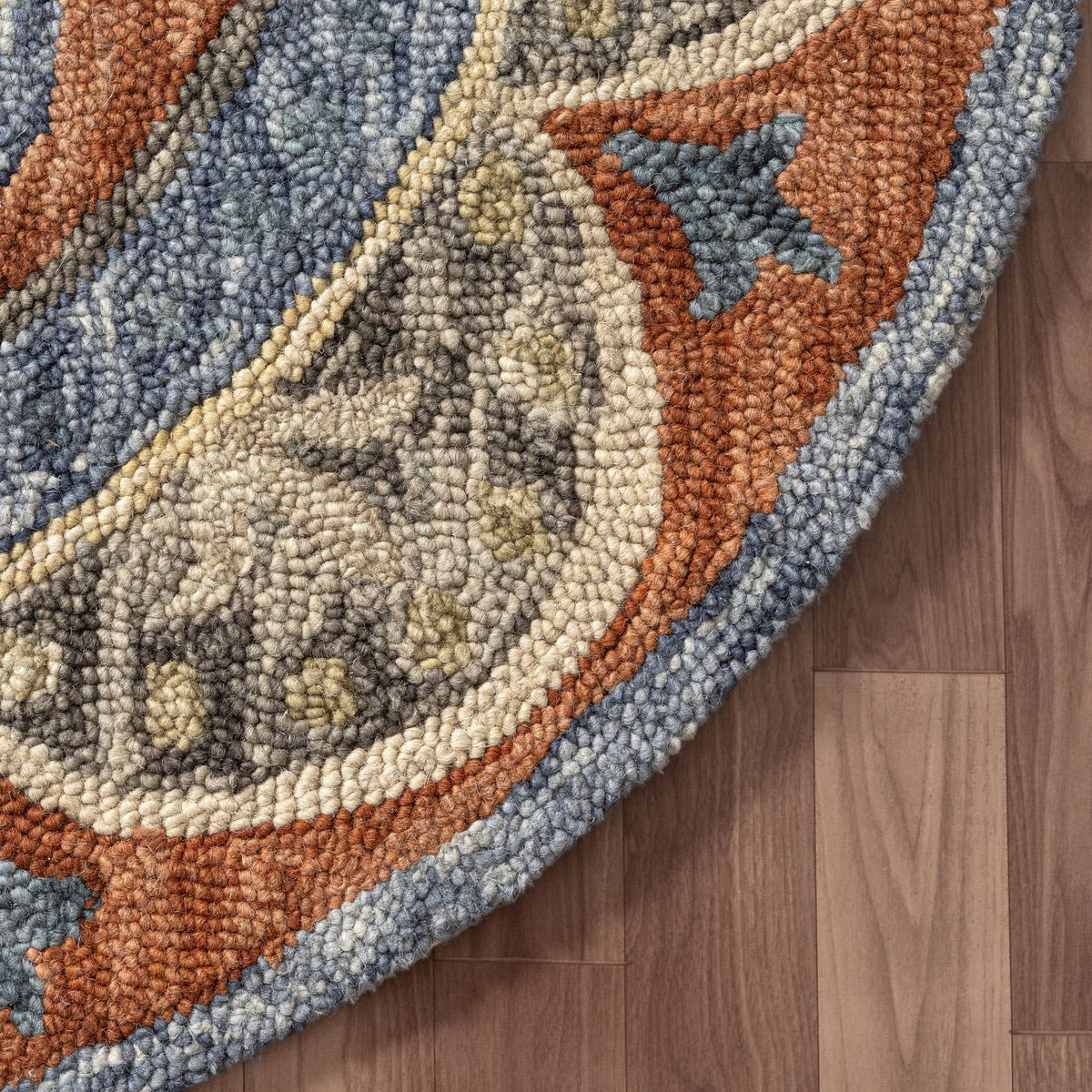 Rust Floral Farmhouse Hand-Woven Wool Indoor Area Rug - detail view