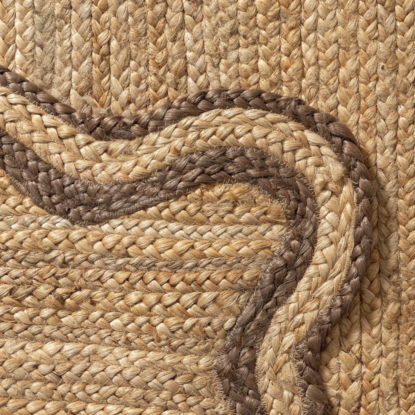 SCALP-82724 Farmhouse Hand-Braided Natural/Partridge Jute Indoor Area Rugs - LR Home