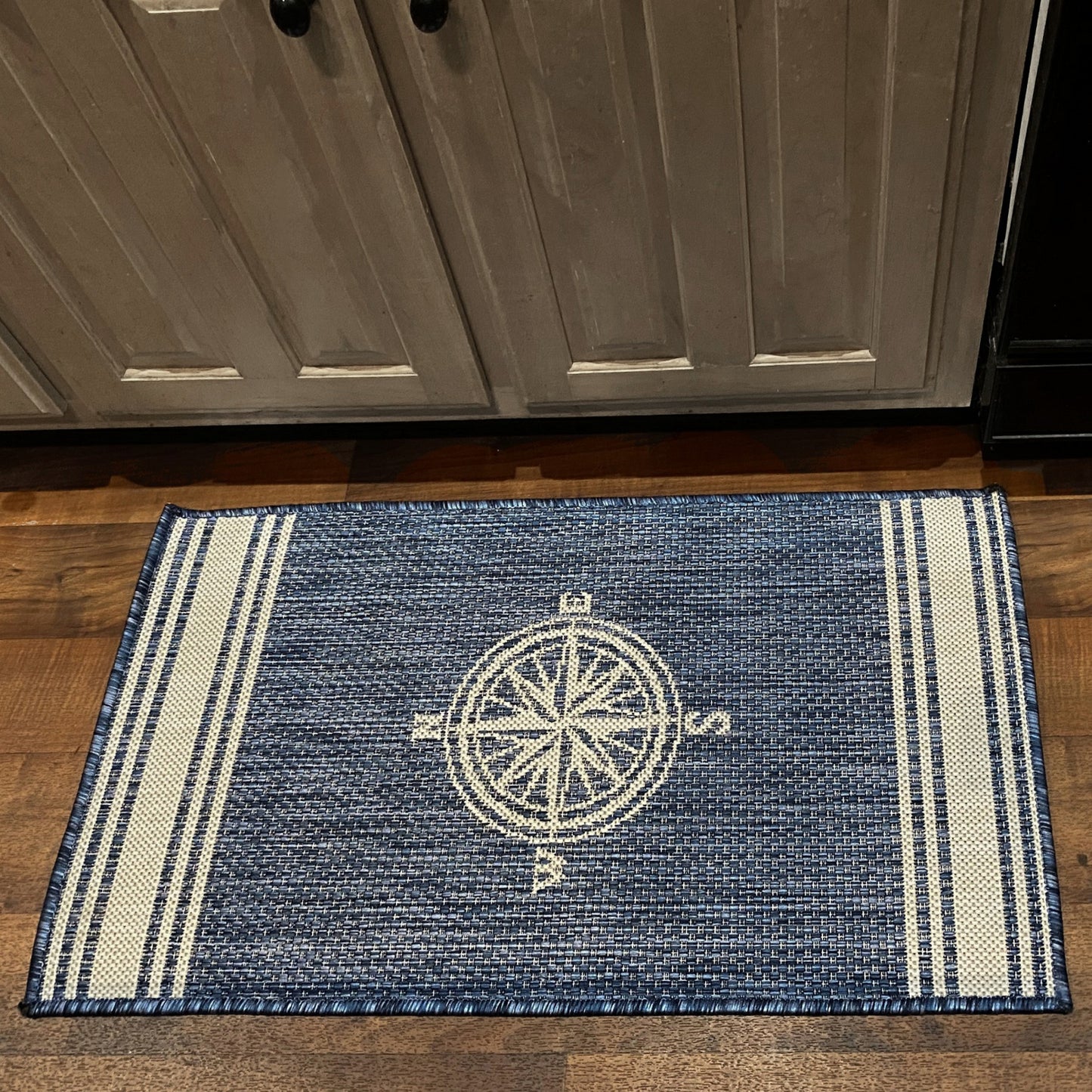 Seaside-81871 Nautical Power-Loomed Navy/White Polypropylene Indoor/Outdoor Area Rug - LR Home