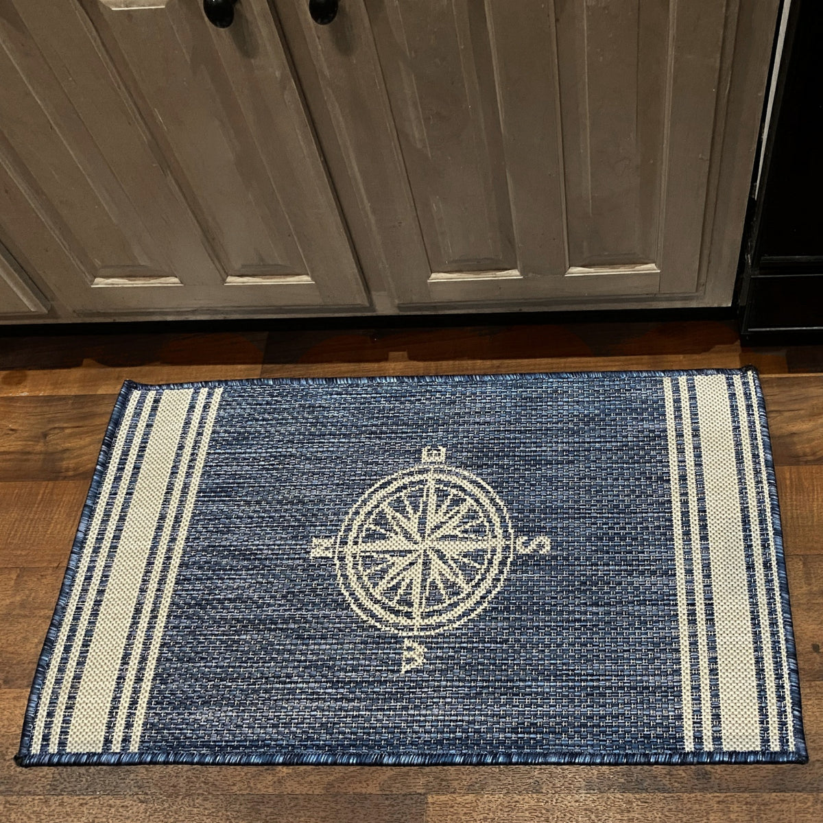 Nautical Navigation Indoor/Outdoor Accent Rug - color swatch