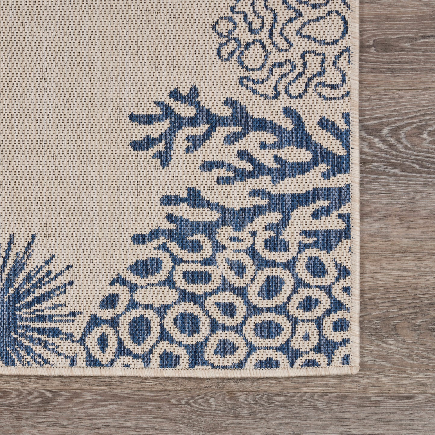 Seaside-81873 Nautical Power-Loomed White/Navy Polypropylene Indoor/Outdoor Area Rug - LR Home
