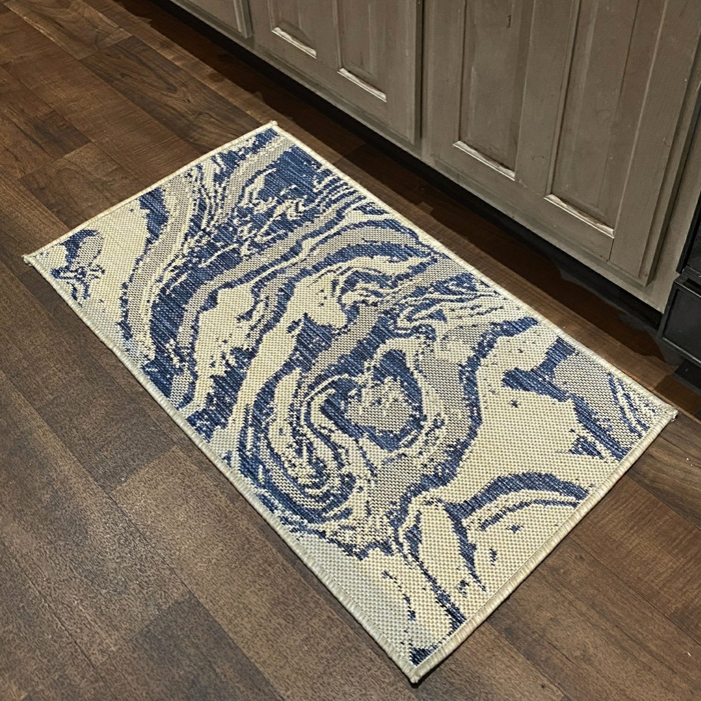 Seaside-81874 Nautical Power-Loomed White/Navy Polypropylene Indoor/Outdoor Area Rug - LR Home