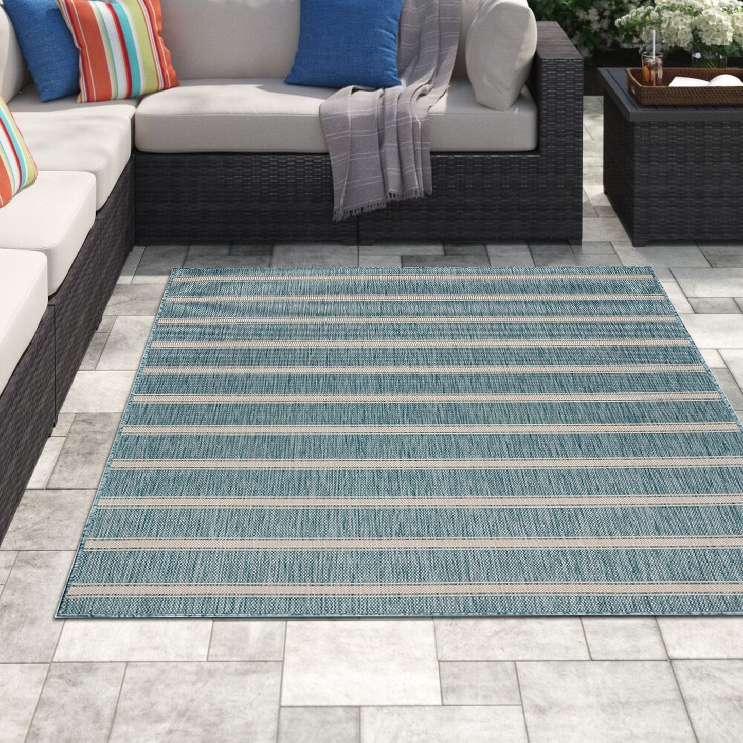 Seaside-81876 Tropical Power-Loomed Aqua/White Polypropylene Indoor/Outdoor Area Rug - LR Home