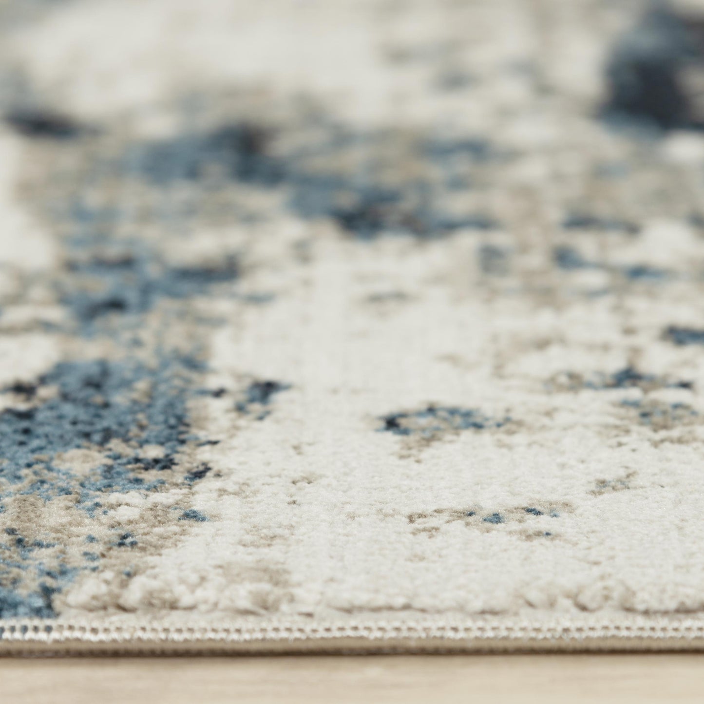 Stratford SFD766 Blue Machine-Made Rug - Rizzy