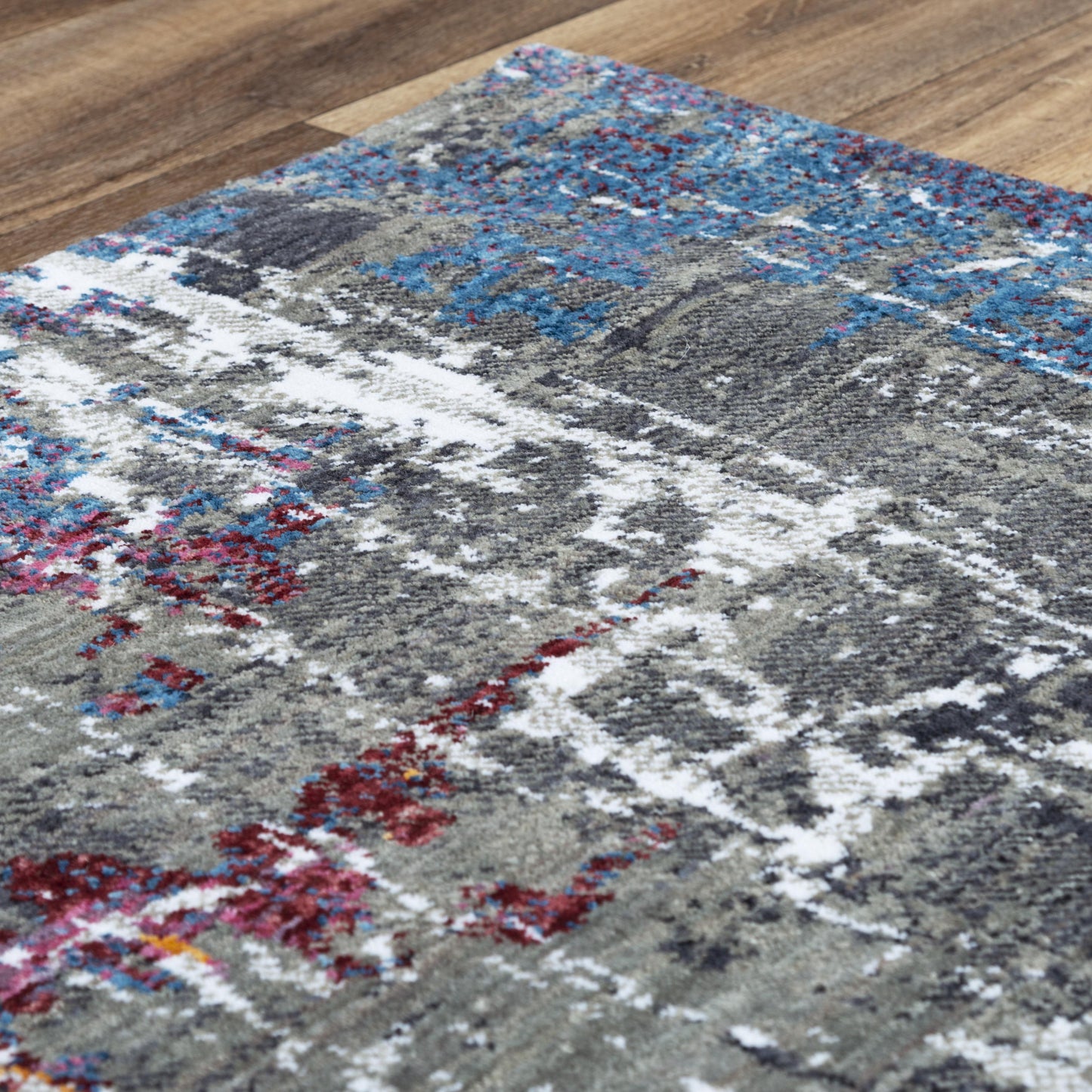 Signature SGN695 Gray Hybrid Rug - Rizzy