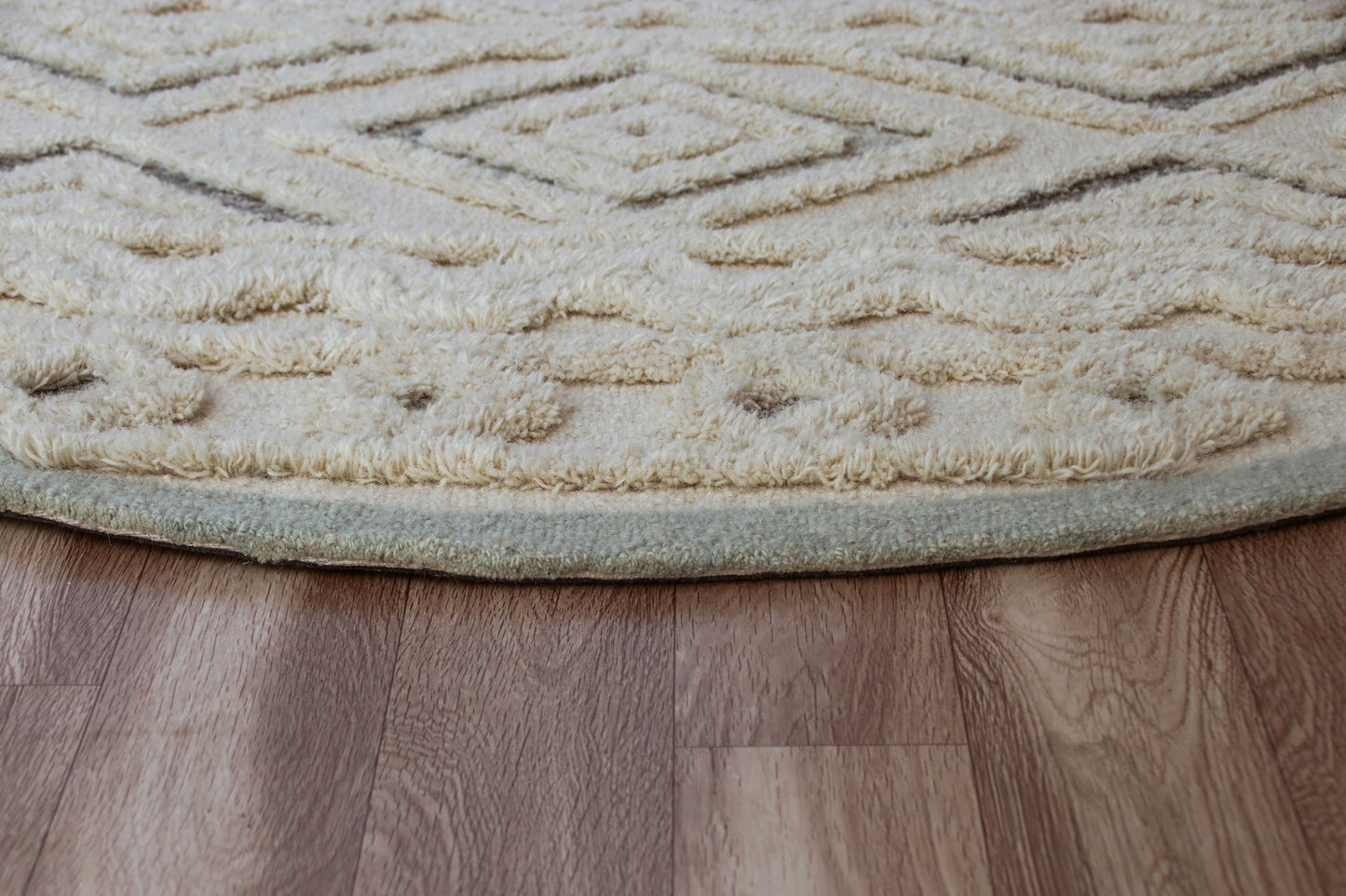 Sinuous-54115 Casual Hand-Tufted Cream/Light Blue/Gray Cotton Indoor Area Rug - LR Home