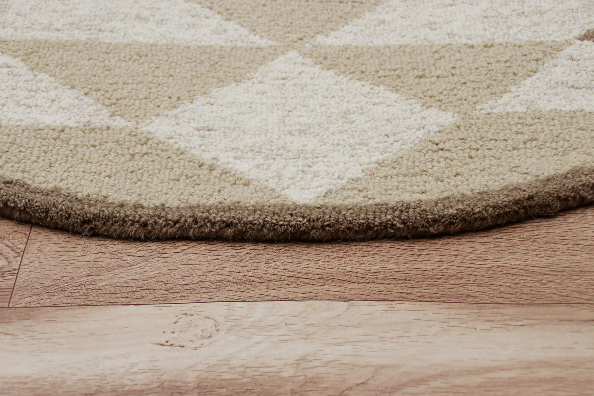 Rustic Southwestern Geometric Round Rug - corner view