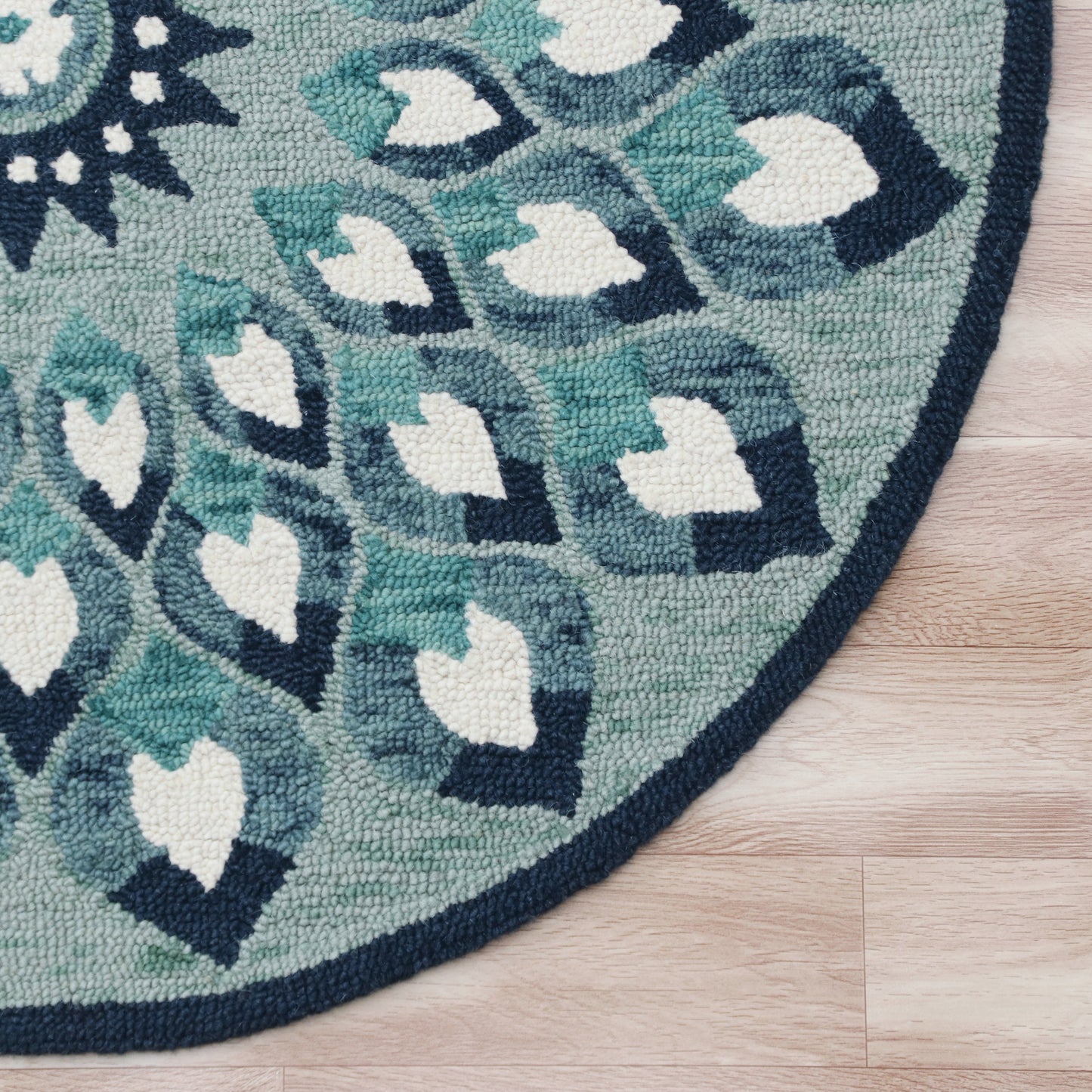 Sinuous-54151 Casual Hand-Tufted Blue/Navy/Teal/White Cotton Indoor Area Rug - LR Home