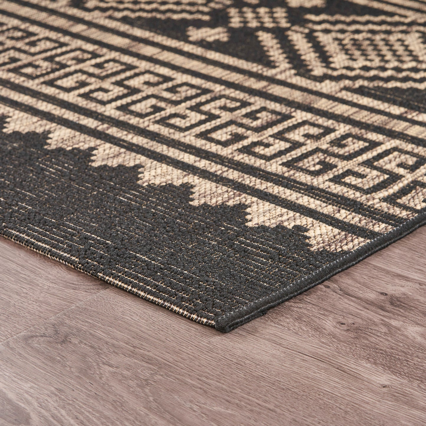 Sunshower-81241 Southwestern Power-Loomed Black/Brown Polypropylene Indoor/Outdoor Area Rug - LR Home