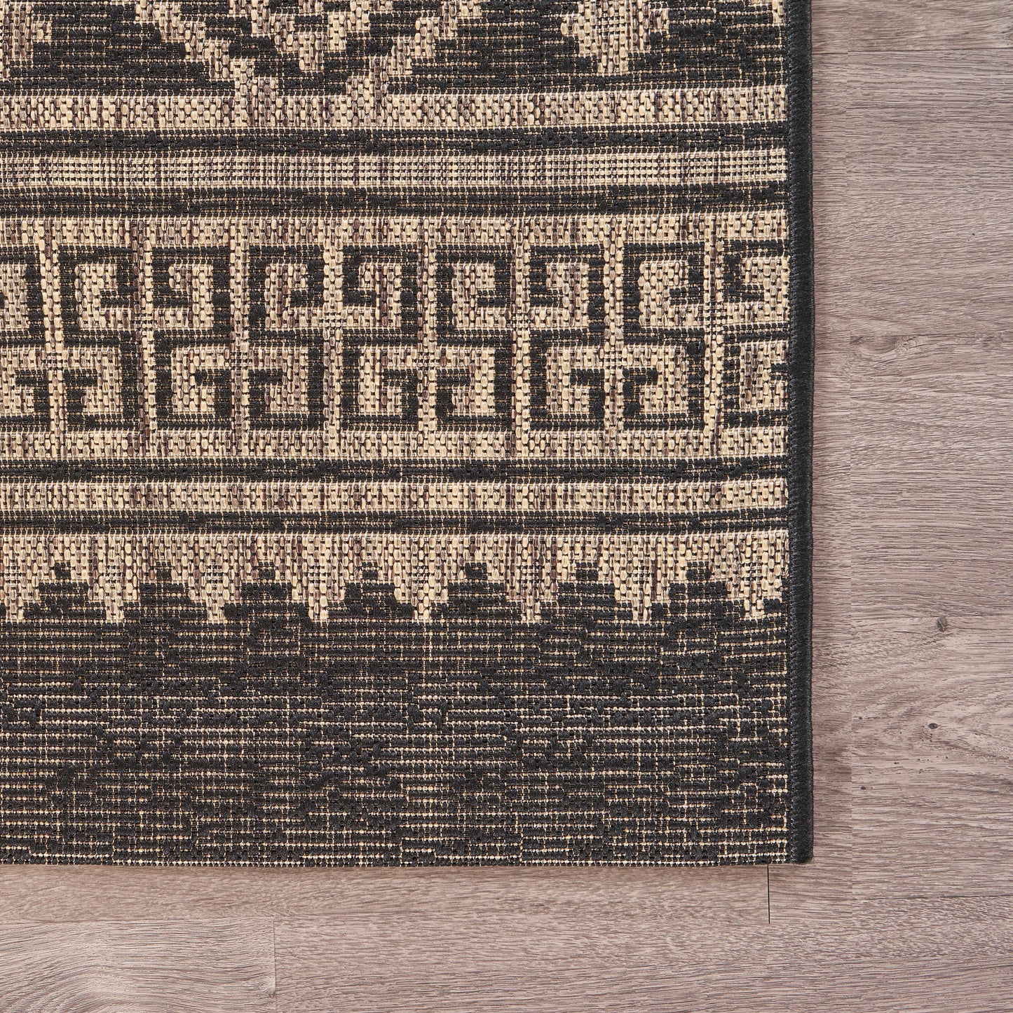 SUNSH-81241 Southwestern Machine Made Black/Brown Polypropylene Indoor/Outdoor Area Rugs - LR Home