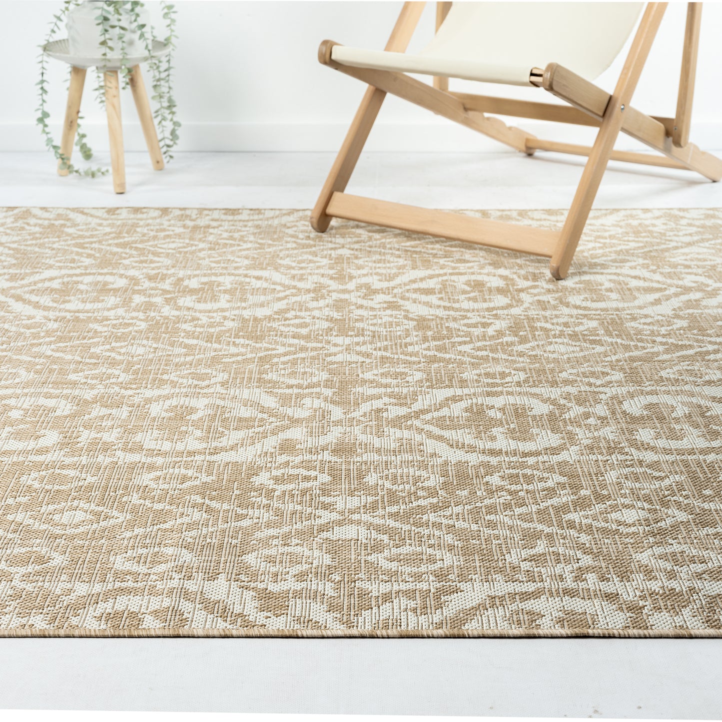 SUNSH-81242 Transitional/Casual Machine Made Beige/Ivory Polypropylene Indoor/Outdoor Area Rugs - LR Home