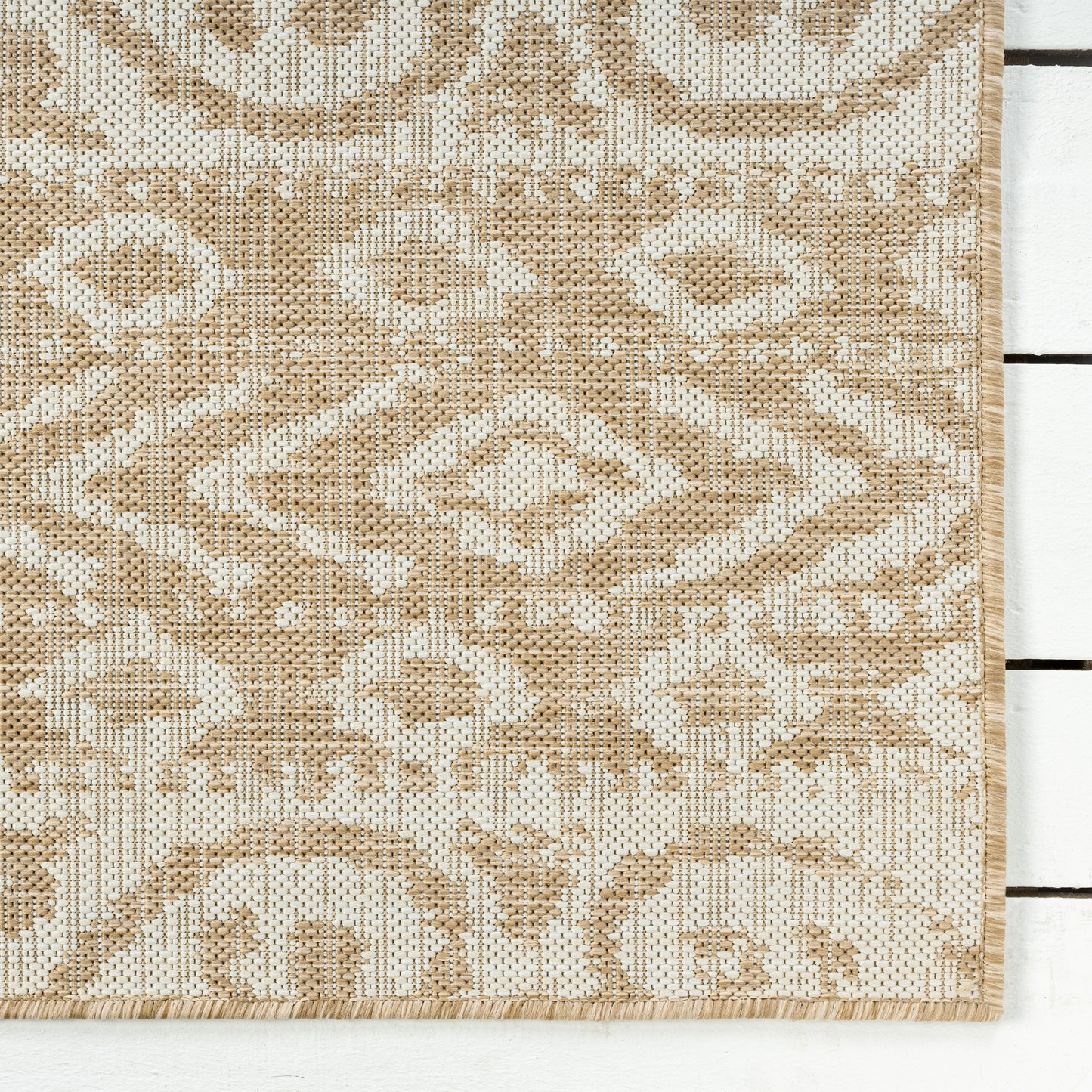 Sunshower-82601 Transitional Power-Loomed Beige/Ivory Polypropylene Indoor/Outdoor Area Rug - LR Home
