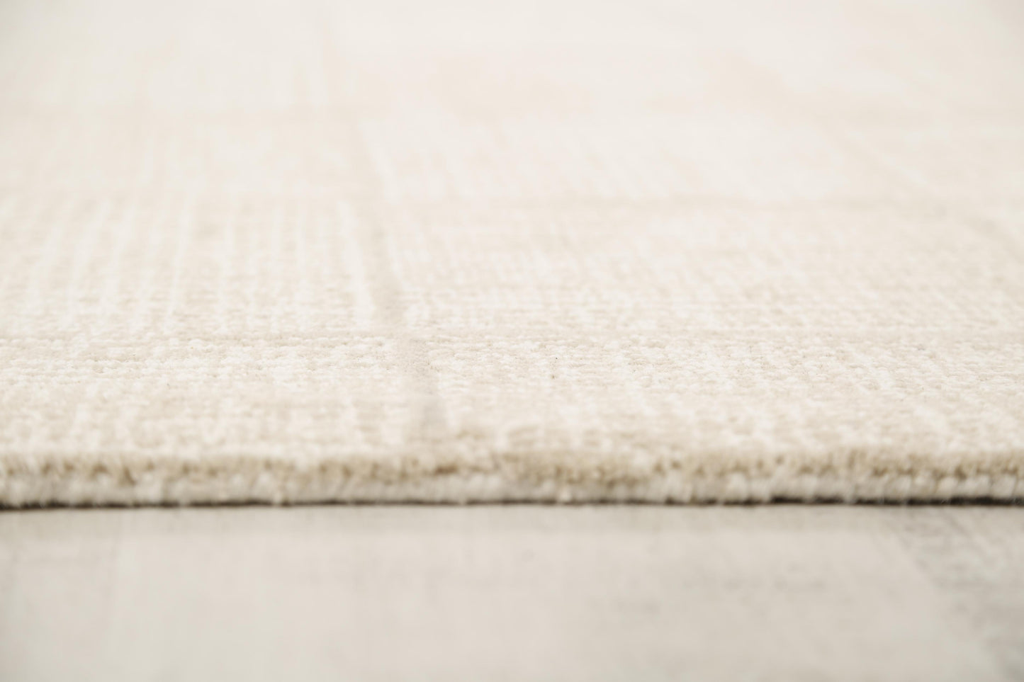 Taylor TAY864 Ivory Hand-Tufted Rug - Rizzy