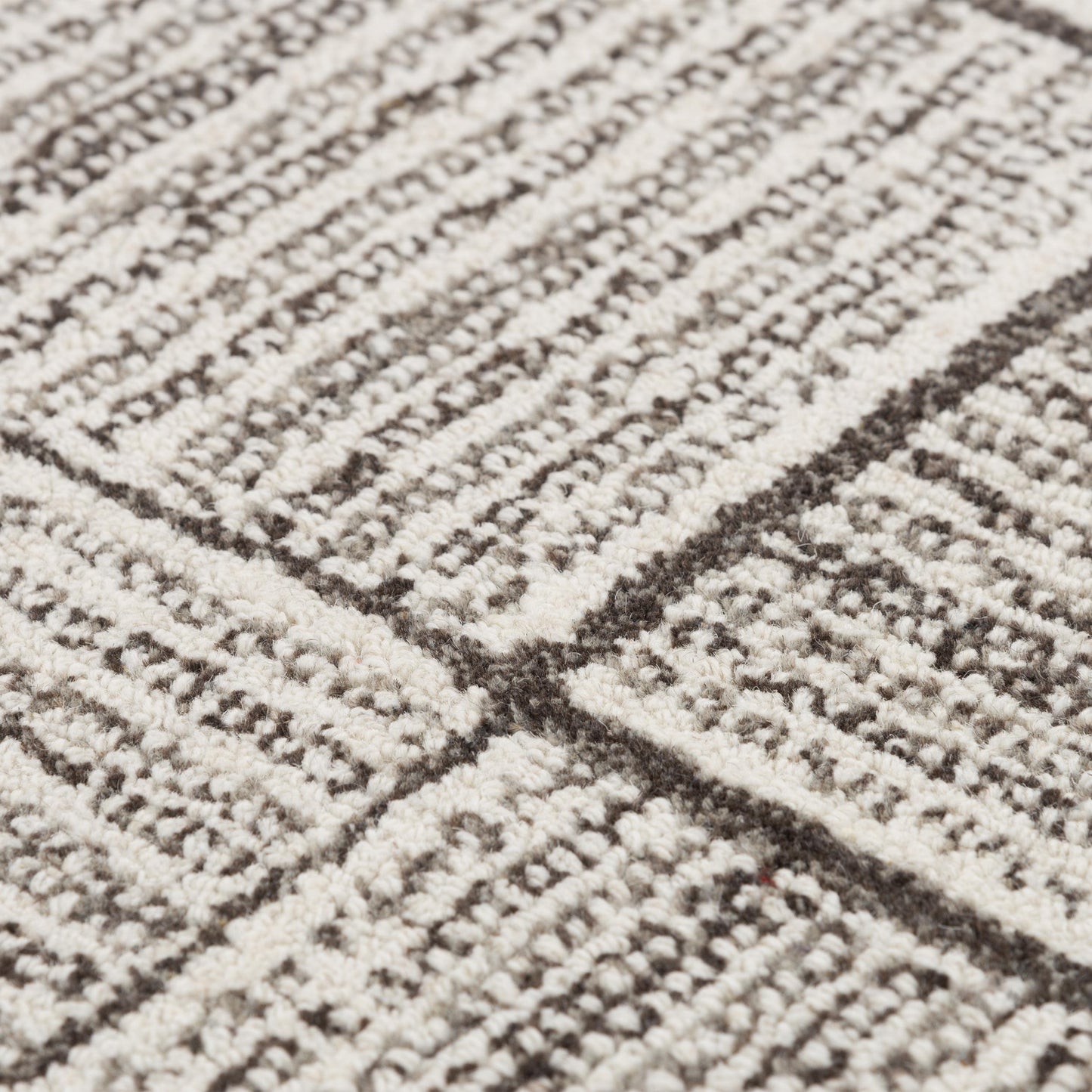 Taylor TAY865 Gray/Natural Hand-Tufted Rug - Rizzy