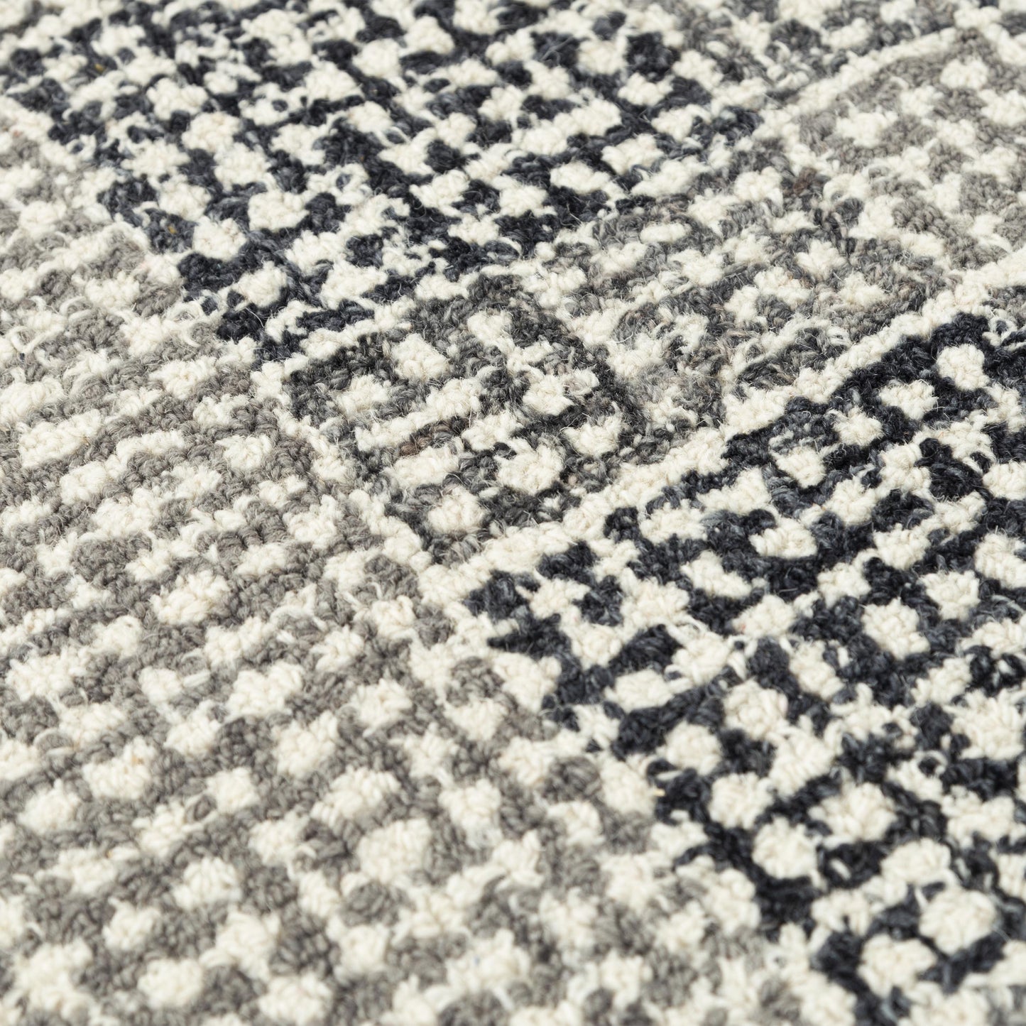 Taylor TAY876 Charcoal Hand-Tufted Rug - Rizzy
