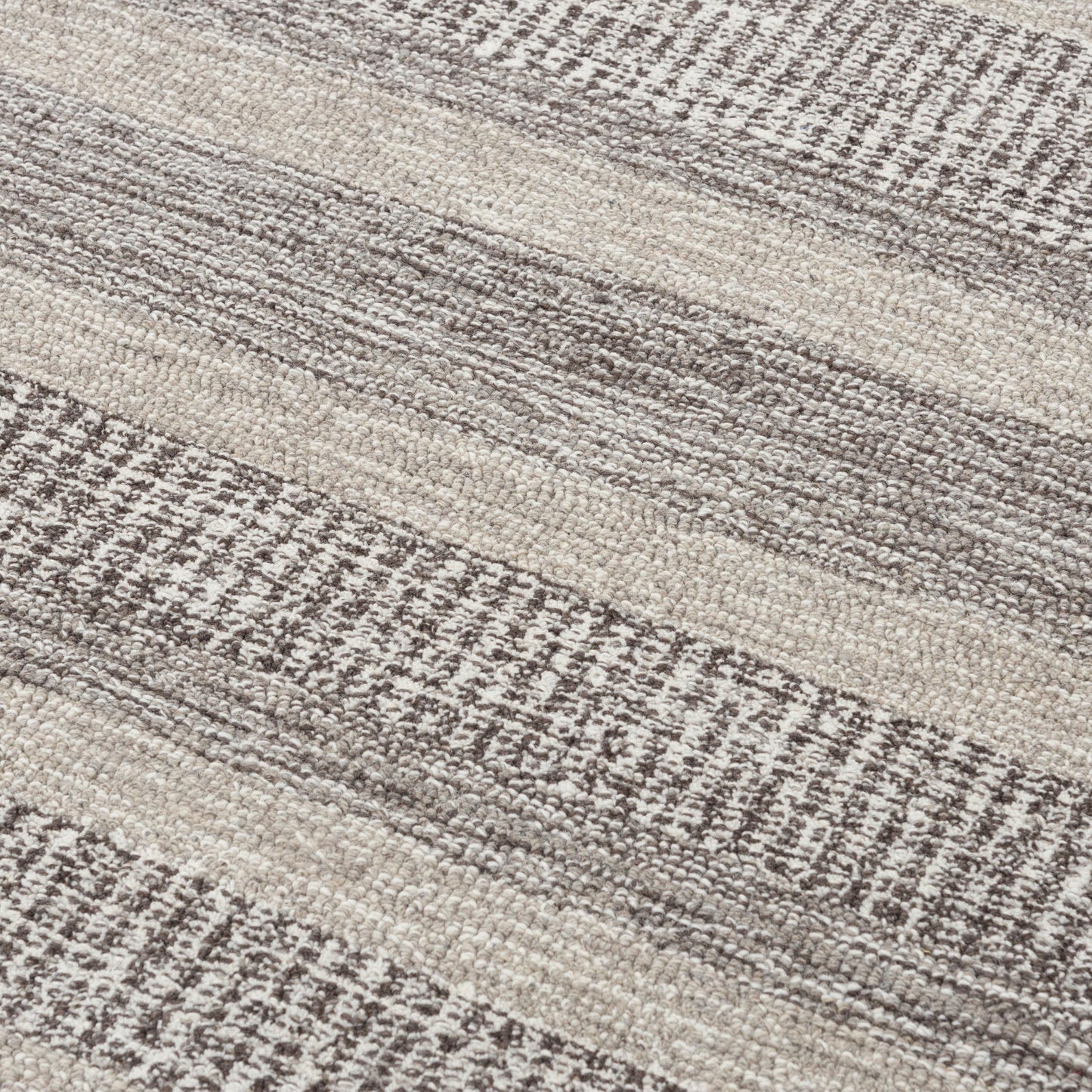 Taylor TAY882 Brown/Natural Hand-Tufted Rug - Rizzy