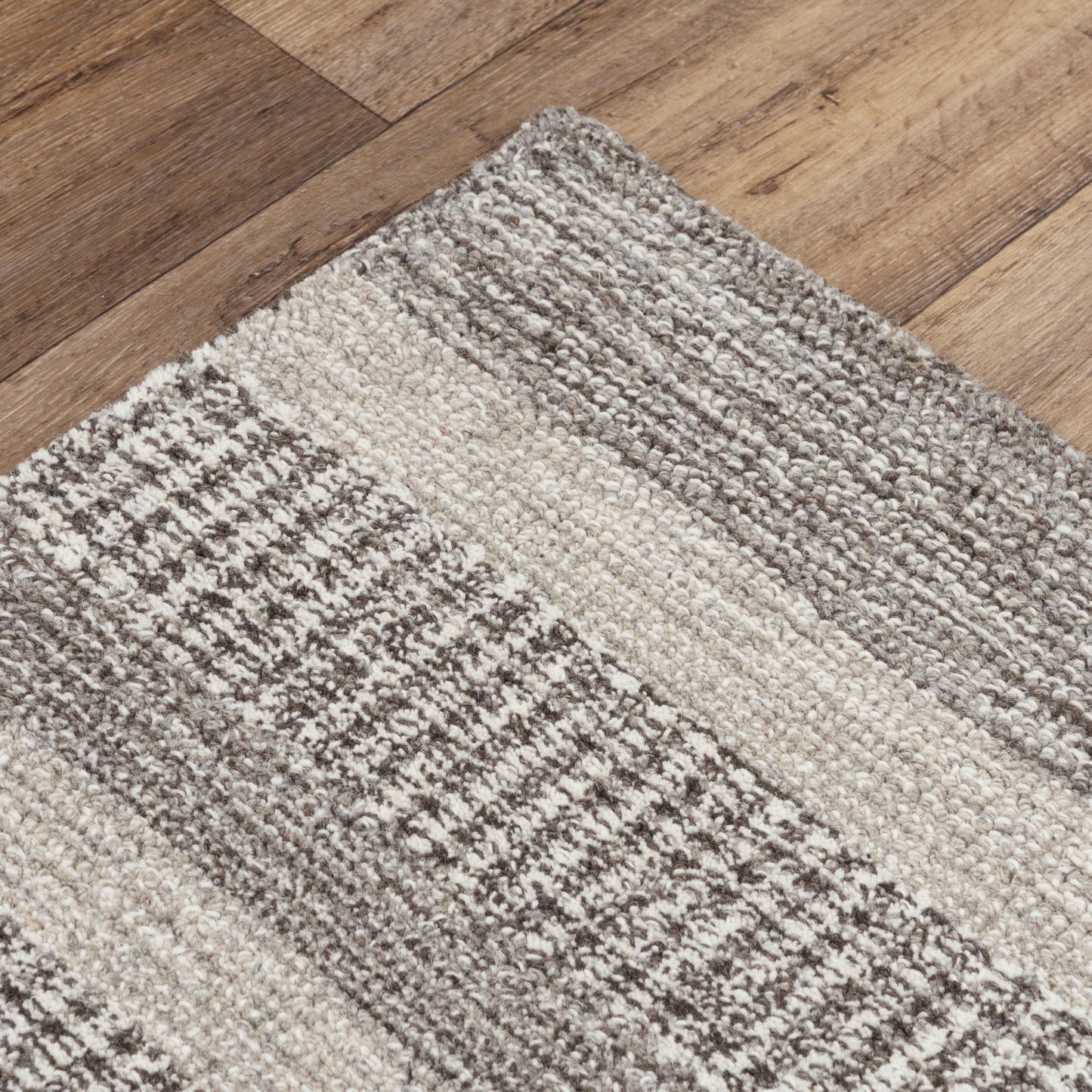 Taylor TAY882 Brown/Natural Hand-Tufted Rug - Rizzy