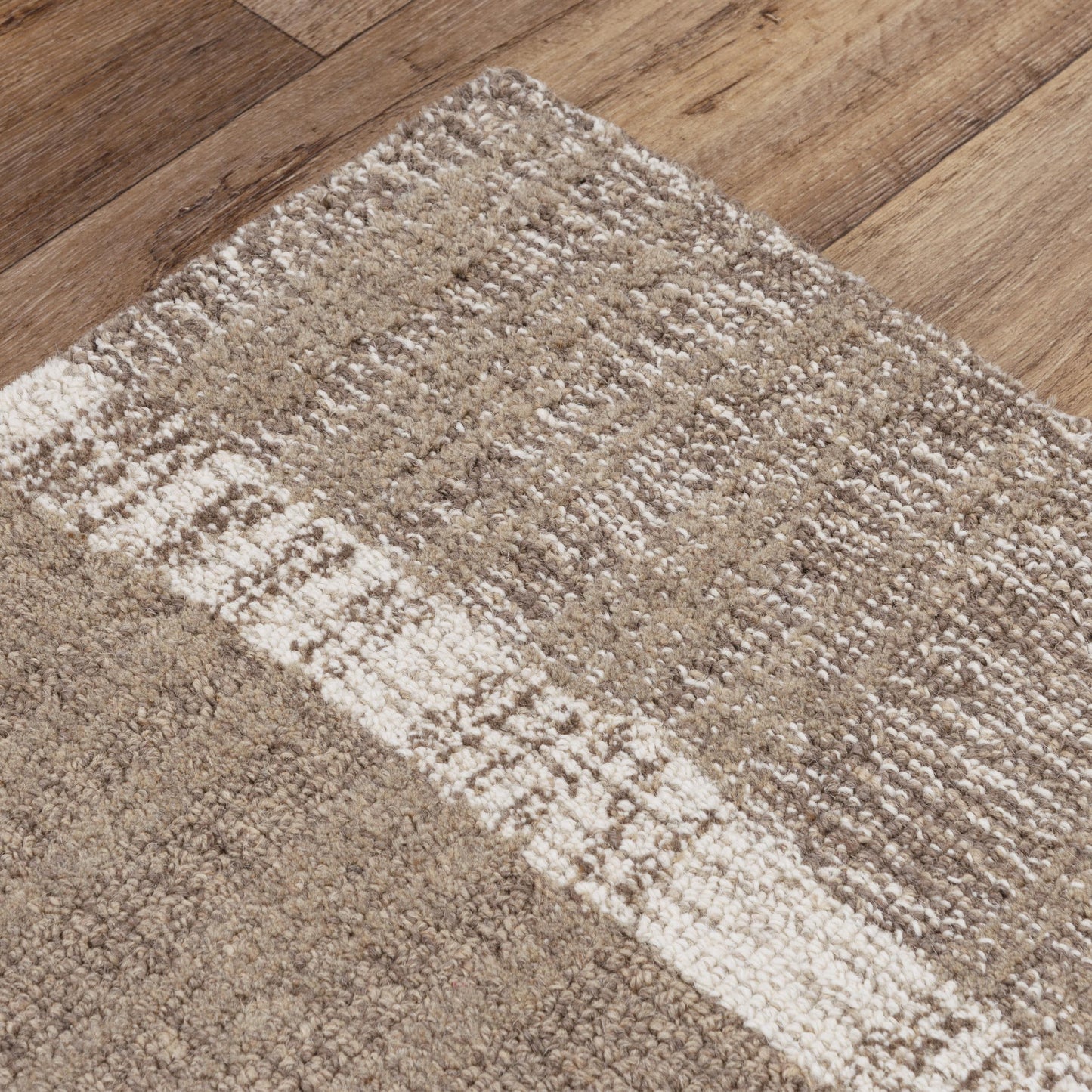 Taylor TAY891 Brown Hand-Tufted Rug - Rizzy
