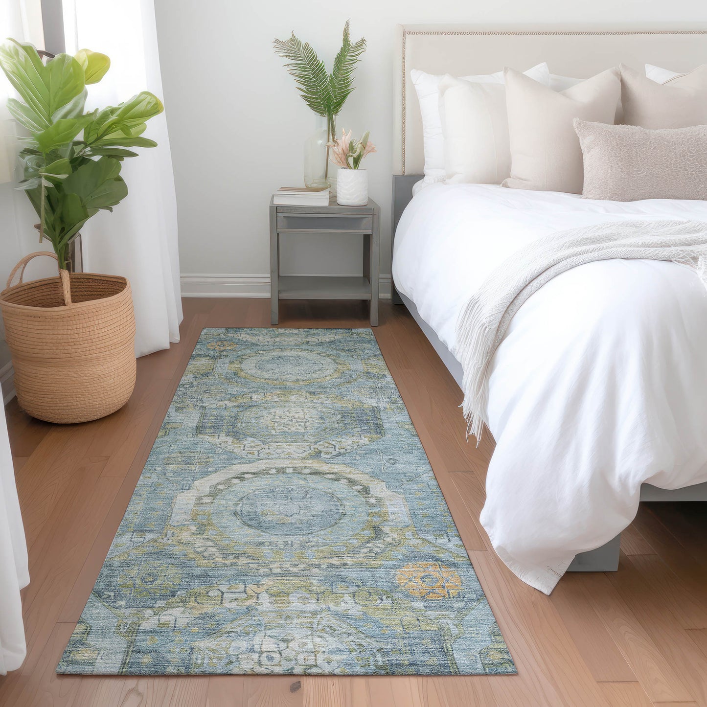 Machine Made Tabrook TB14 Blue - Dalyn Rugs