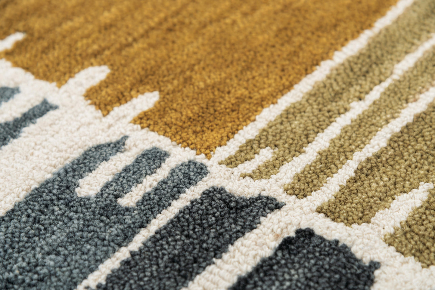 Tetra TET101 Gray Hand-Tufted Rug - Rizzy