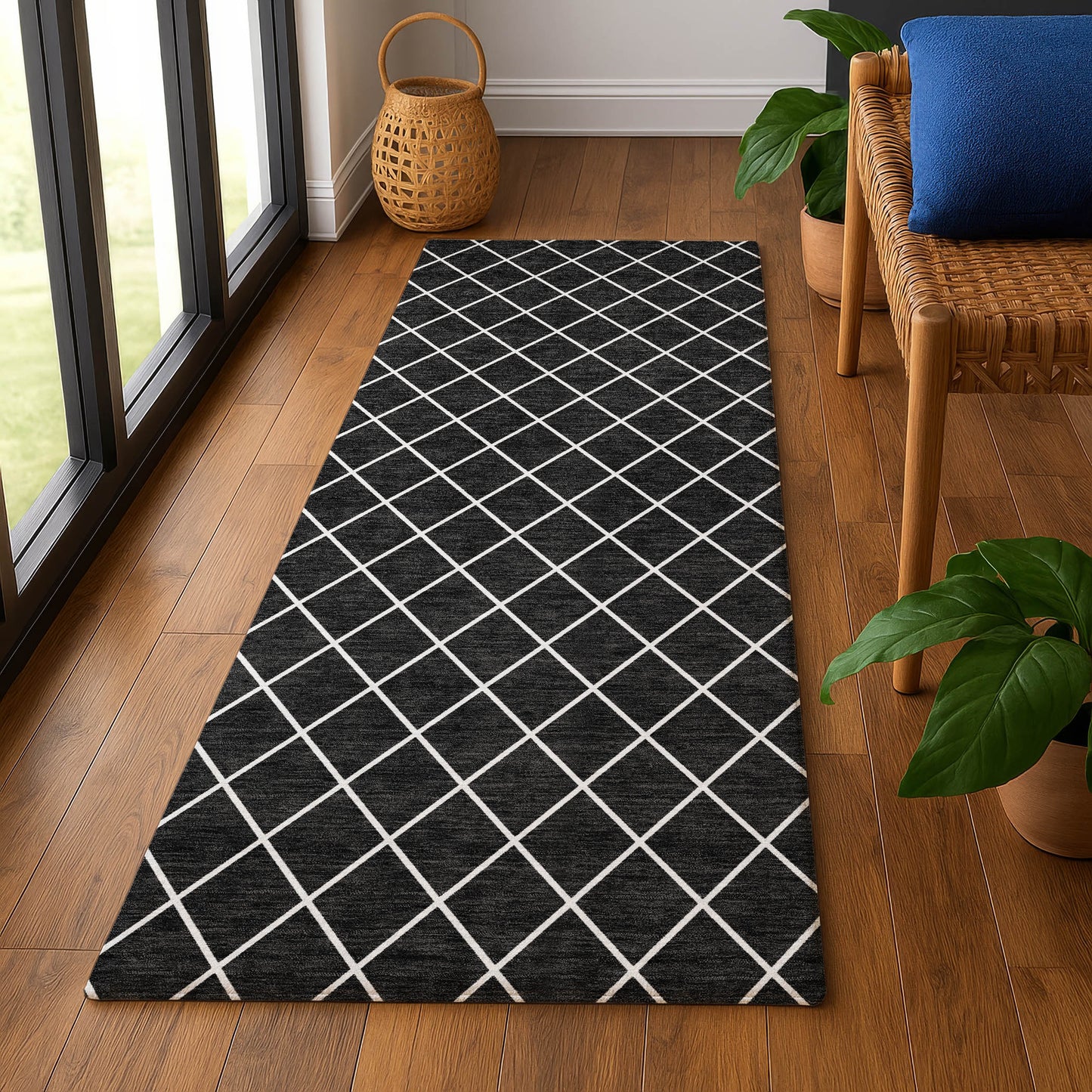 Machine Made The Reserve TR15 Black - Dalyn Rugs