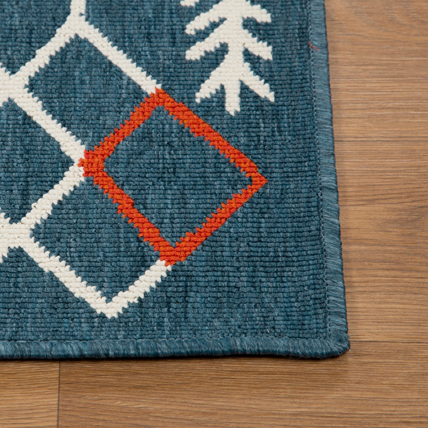 TRIBU-82496 Southwestern Machine Made Ivory/Navy Polypropylene Indoor/Outdoor Area Rugs - LR Home