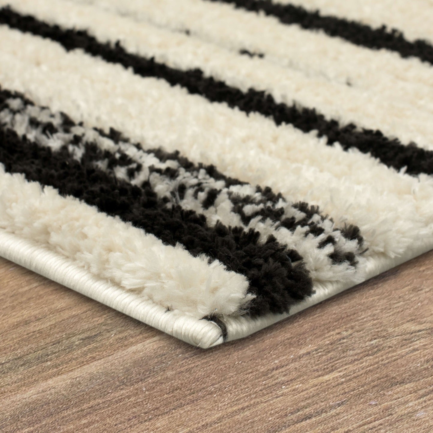 Traverse Four Corners Area Rug - Karastan