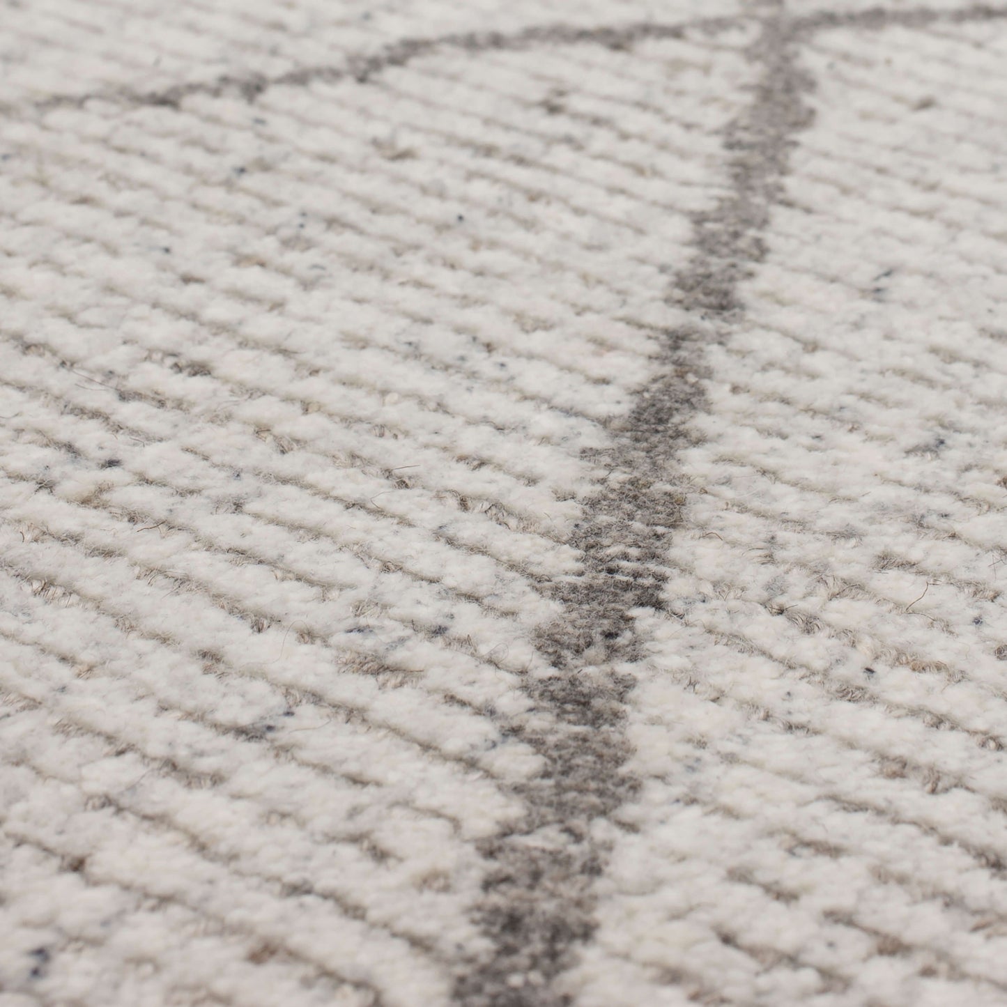 Tribal Diamond Silver Area Rug - Karastan