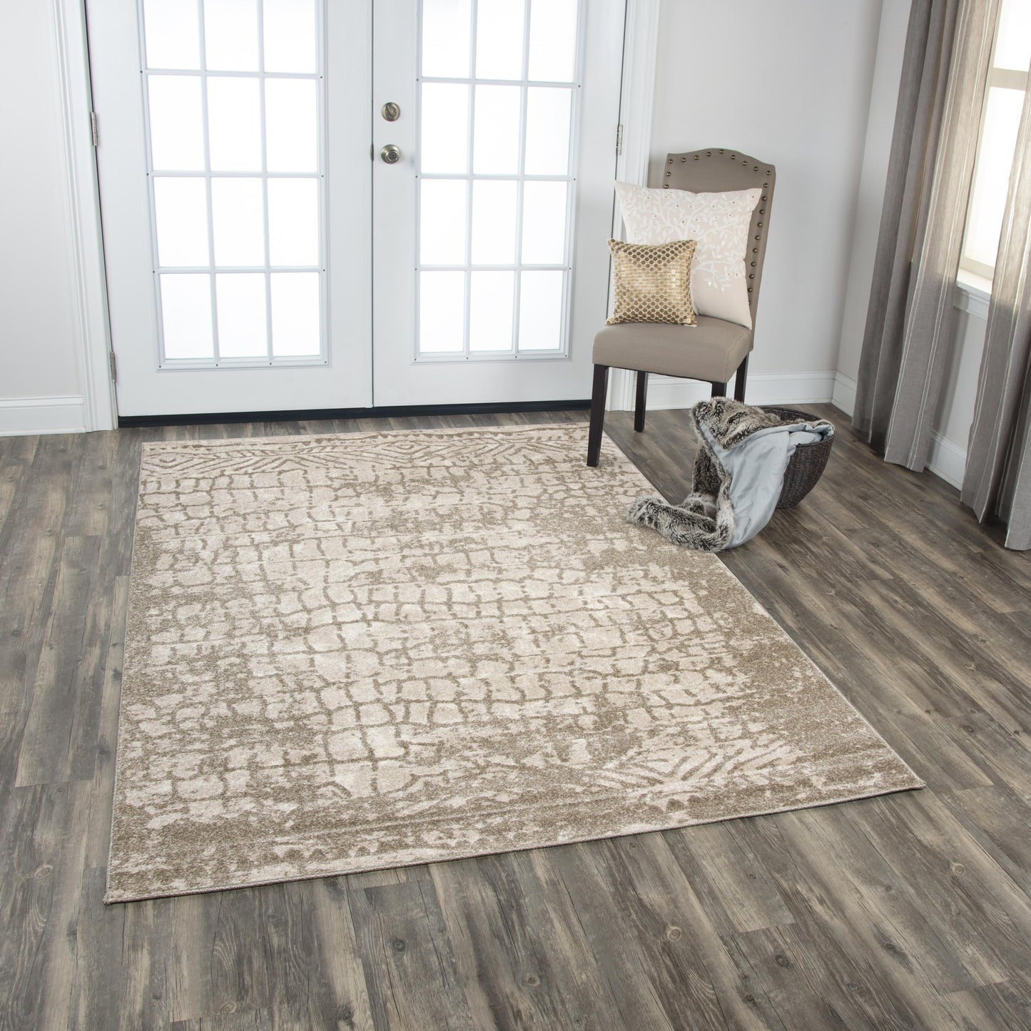 Valencia VCA102 Beige Machine-Made Rug - Rizzy