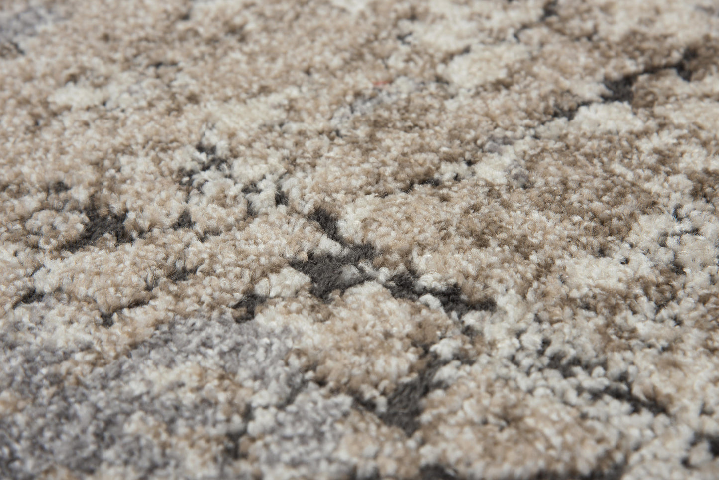 Valencia VCA108 Cream/Beige Machine-Made Rug - Rizzy