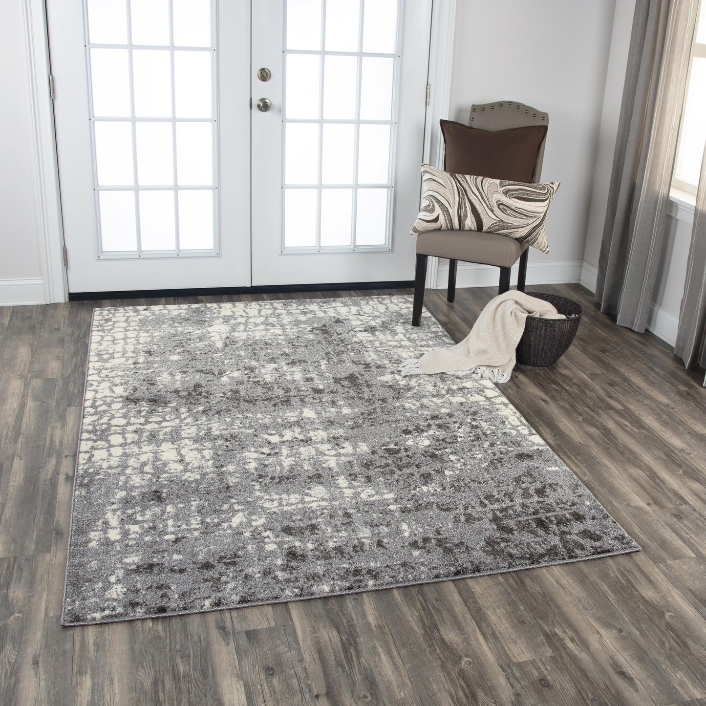 Valencia VCA110 Ivory/Gray Machine-Made Rug - Rizzy