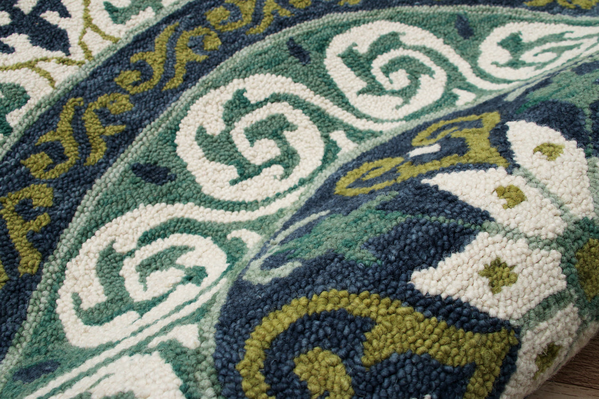 Blue and Green Geometric Medallion Round Rug - close-up detail