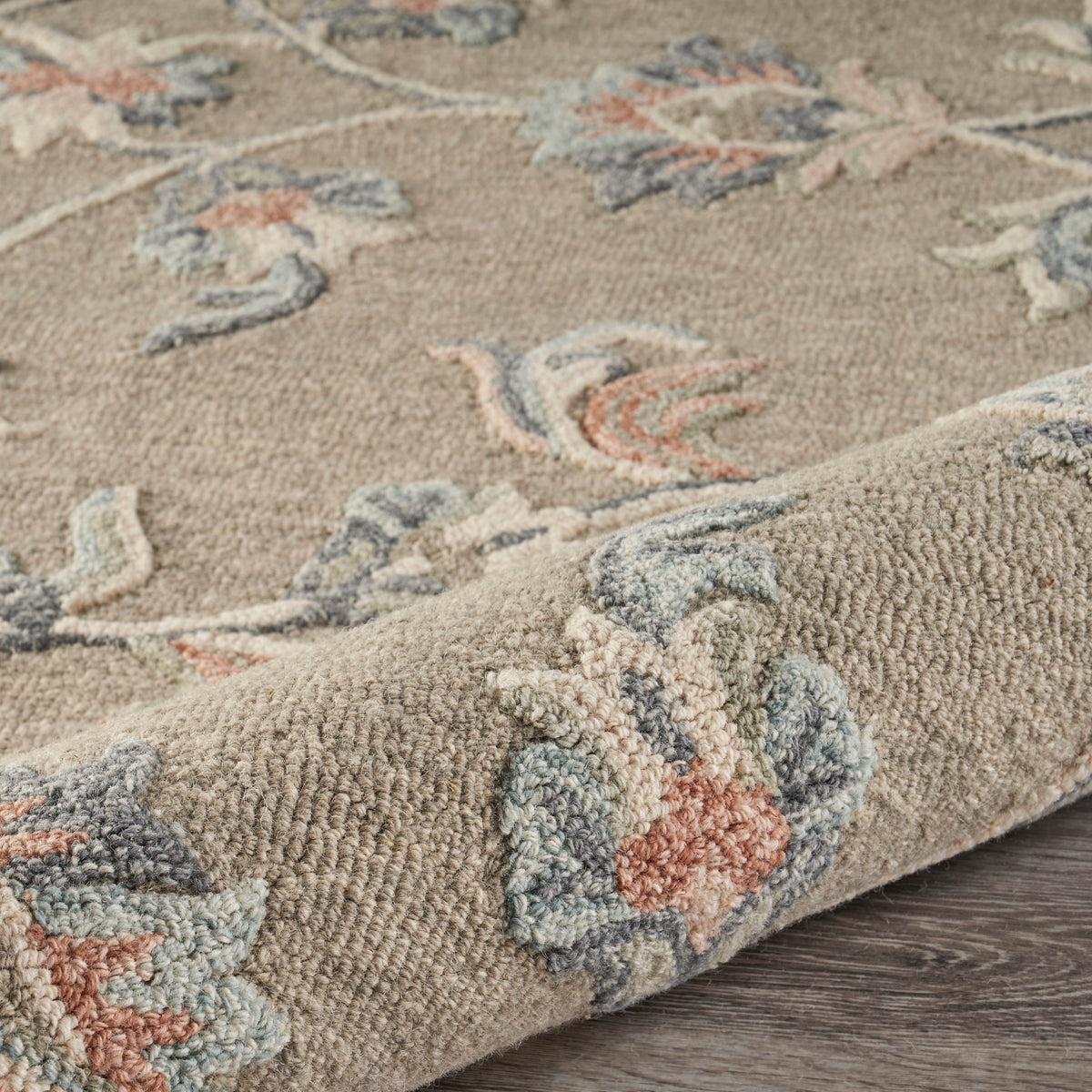 Mirroring Floral Bloom Area Rug - close-up detail
