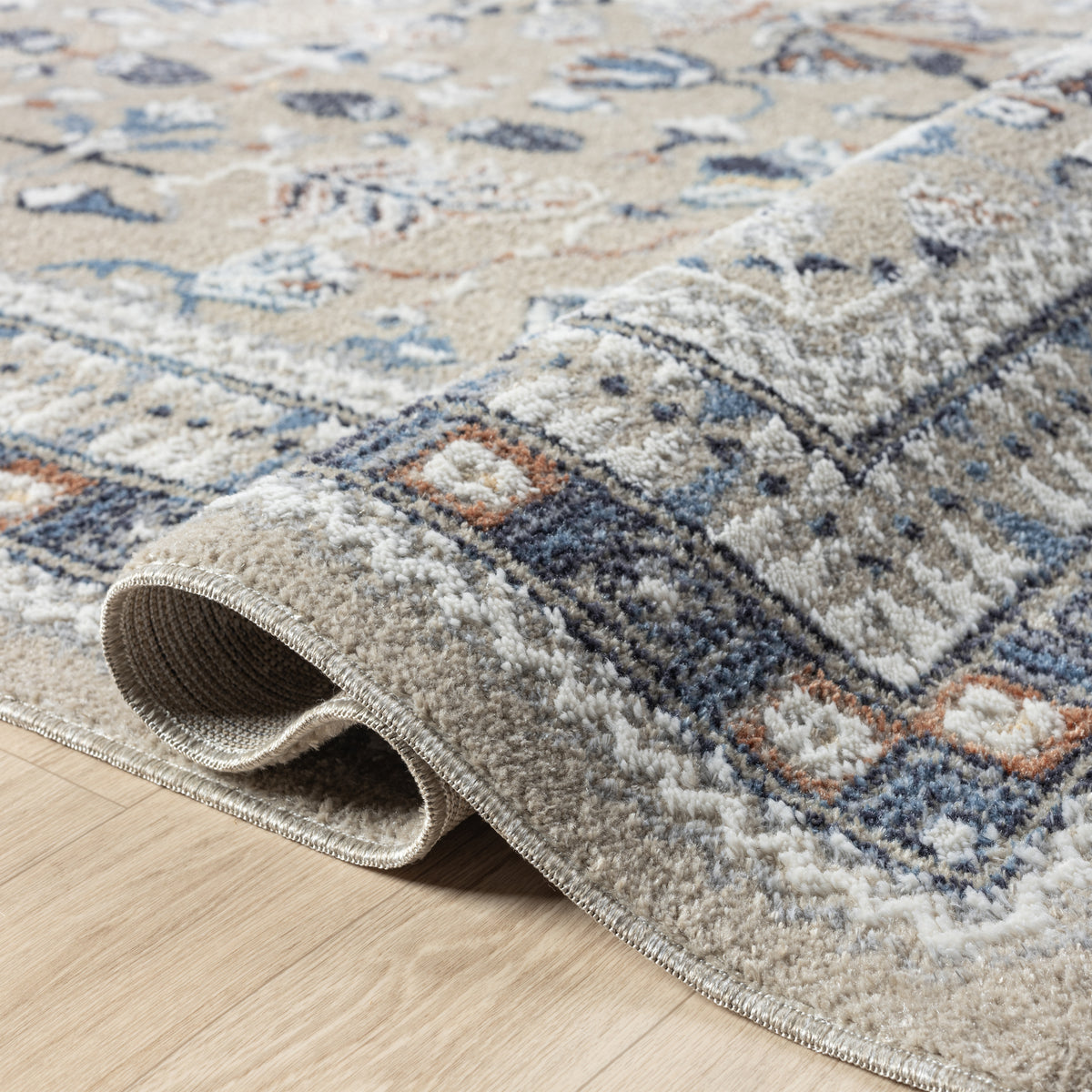 Blue/Beige Classic Floral Performance Washable Indoor Area Rug - close-up detail