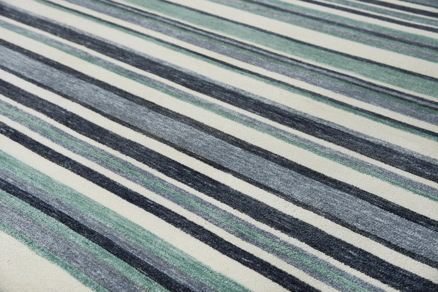 Villa VLA105 Aqua/Gray Hand-Tufted Rug - Rizzy