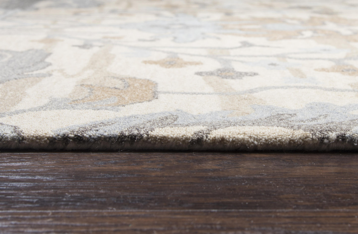 Valintino VN610A Beige Hand-Tufted Rug - Rizzy