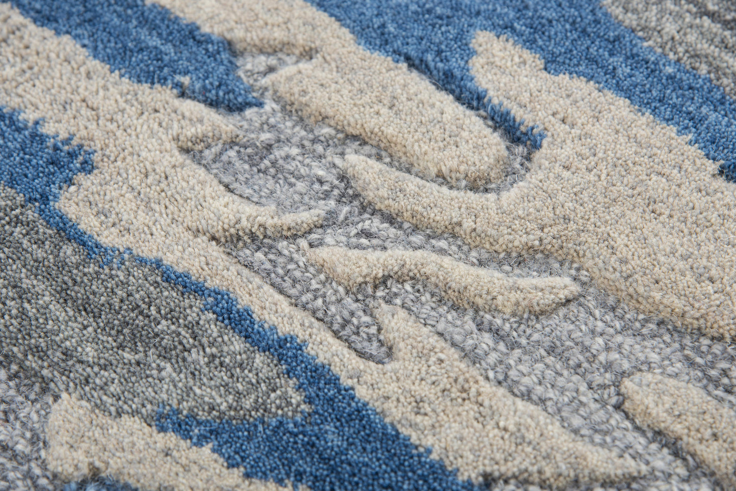 Vogue VOG108 Blue Hand Tufted Rug - Rizzy