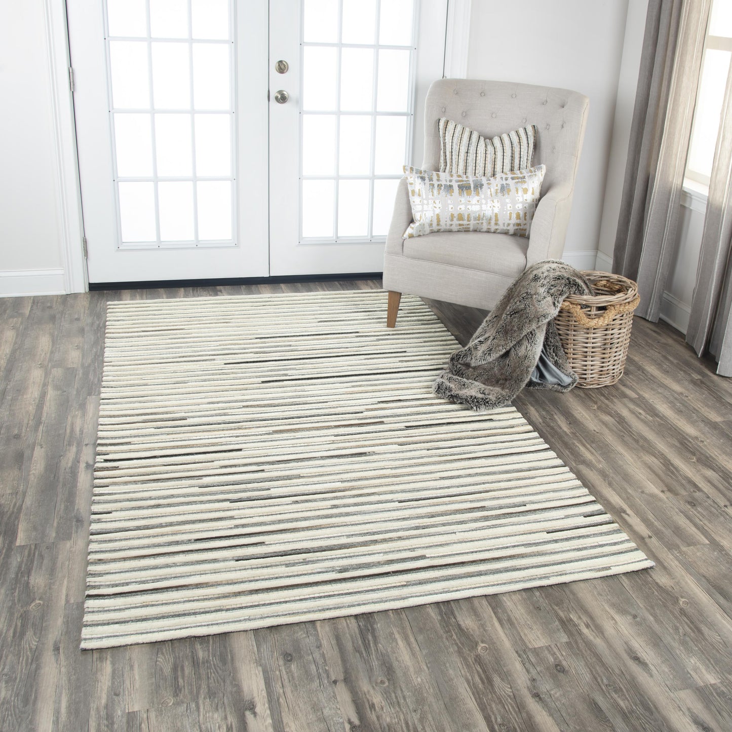 Wild Thing WDT106 Gray Hand-Woven Rug - Rizzy