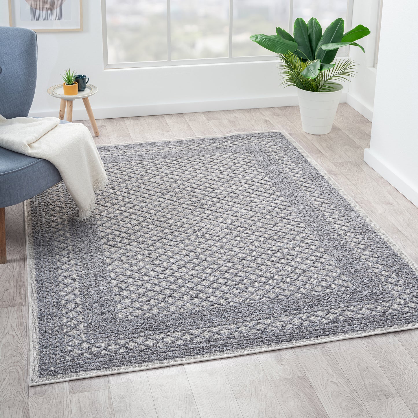WESTP-82290 Transitional/Casual Machine Made Light Blue PET Yarn Indoor/Outdoor Area Rugs - LR Home