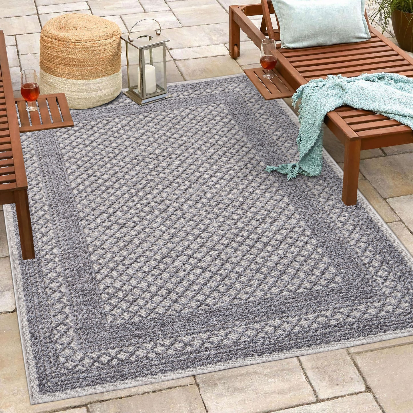 WESTP-82290 Transitional/Casual Machine Made Light Blue PET Yarn Indoor/Outdoor Area Rugs - LR Home