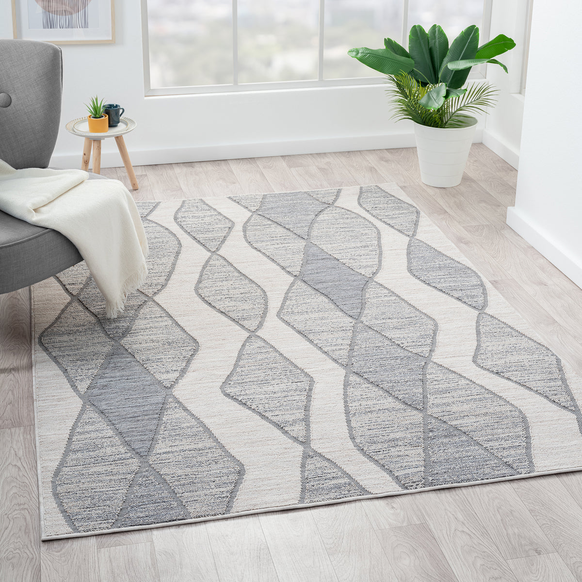 Westport Geometric PET Yarn Indoor/Outdoor Area Rug - lifestyle view 2