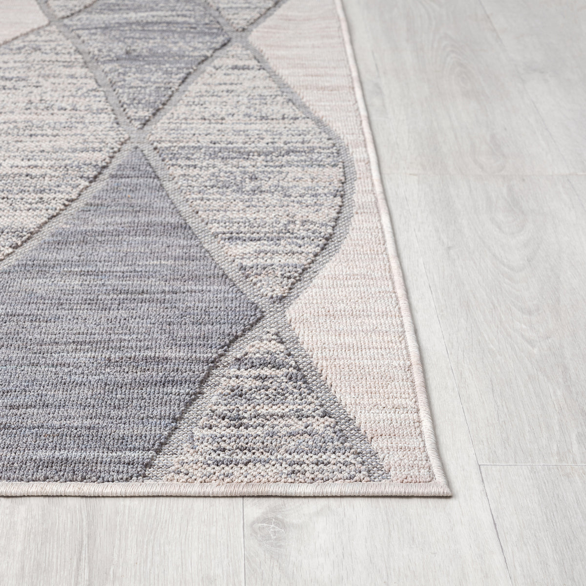 Westport Geometric PET Yarn Indoor/Outdoor Area Rug - corner view