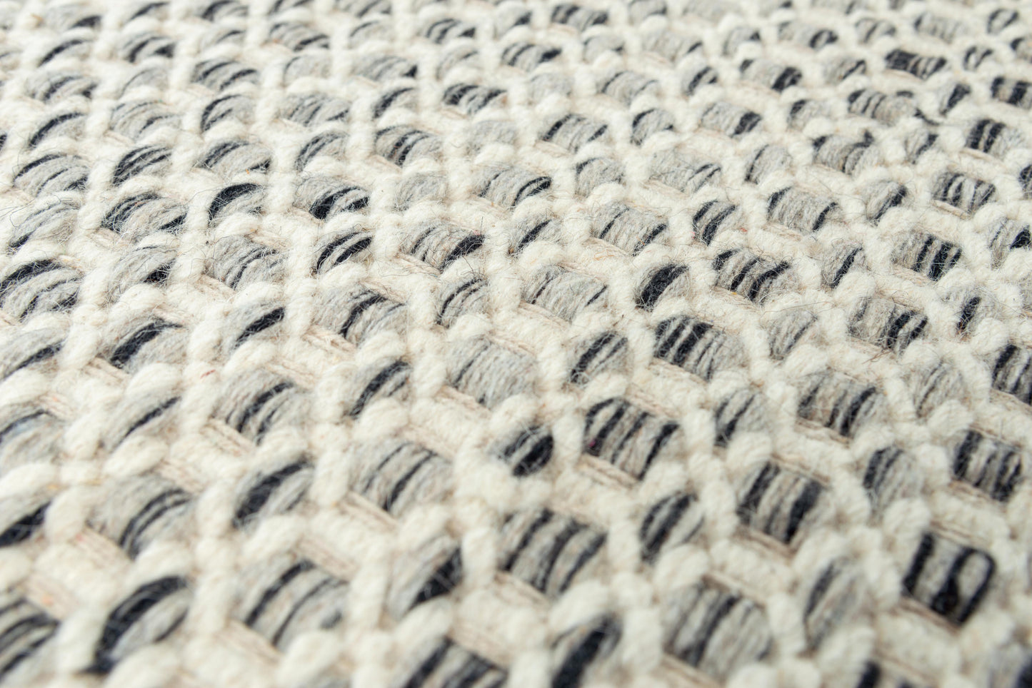Windsor WIN101 Gray Hand Woven Rug - Rizzy