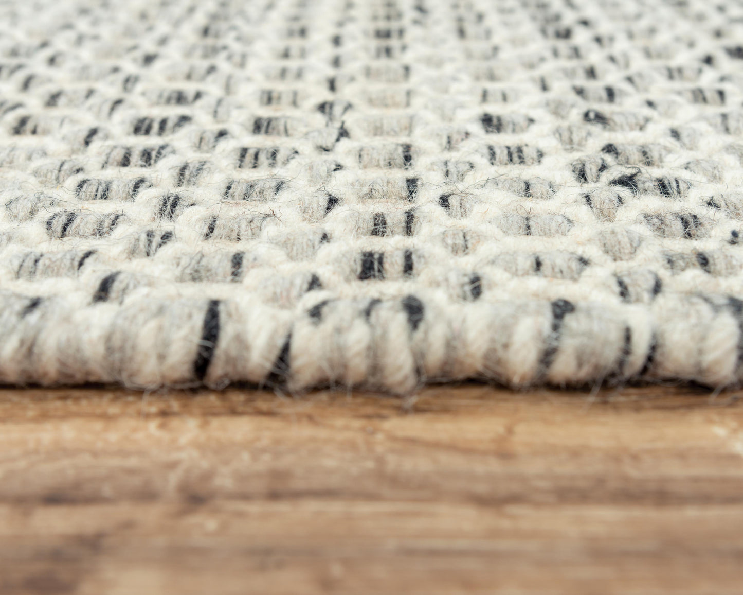 Windsor WIN101 Gray Hand Woven Rug - Rizzy