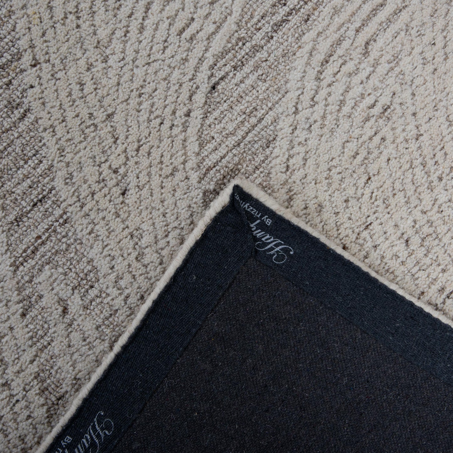 Willow WLO254 Brown Hand Tufted Rug - Rizzy