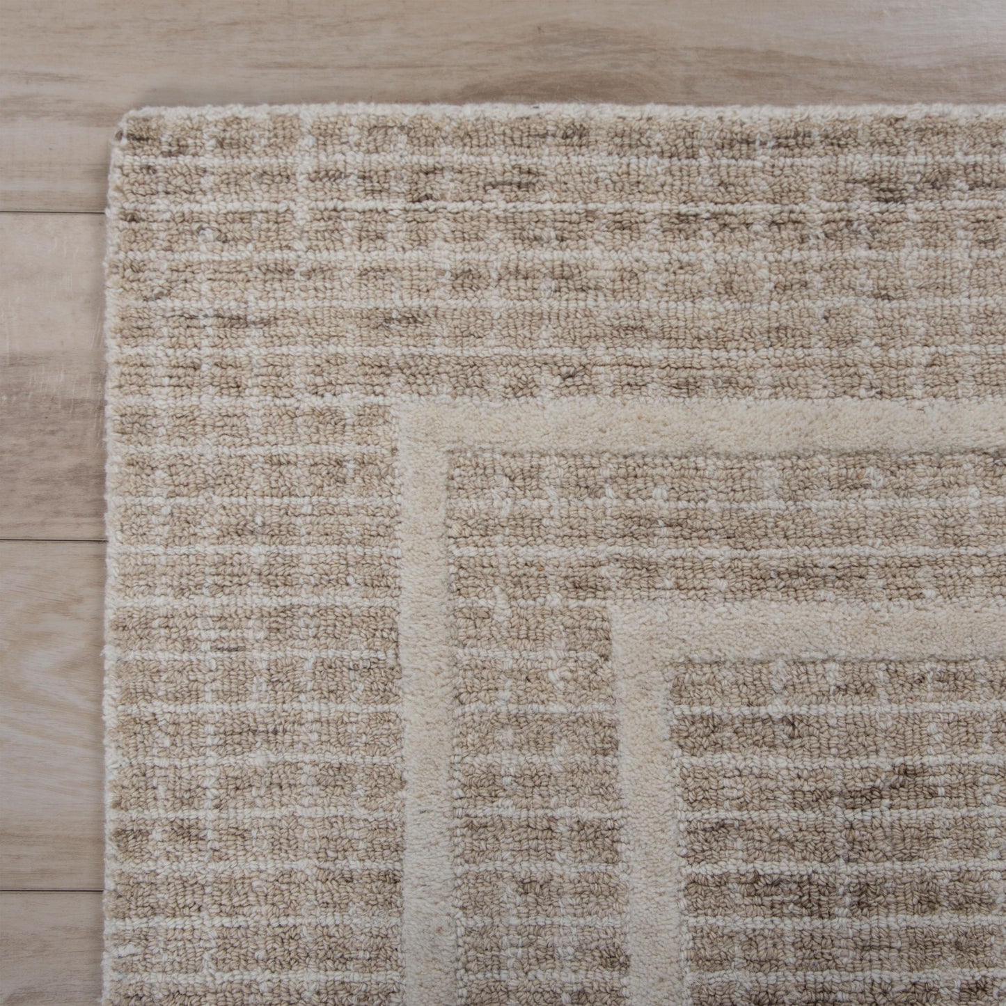 Willow WLO258 Beige Hand Tufted Rug - Rizzy