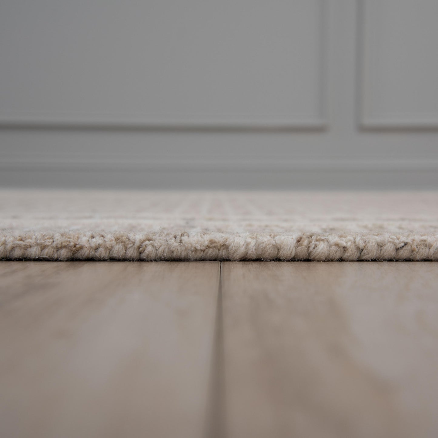 Willow WLO258 Beige Hand Tufted Rug - Rizzy